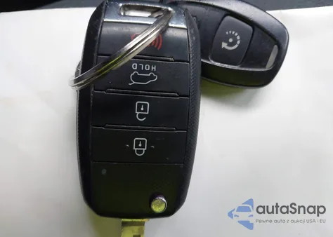 2019 Kia Sorento 2.4L L z USA, uszkodzony, nr VIN 5XYPG4A35KG452050